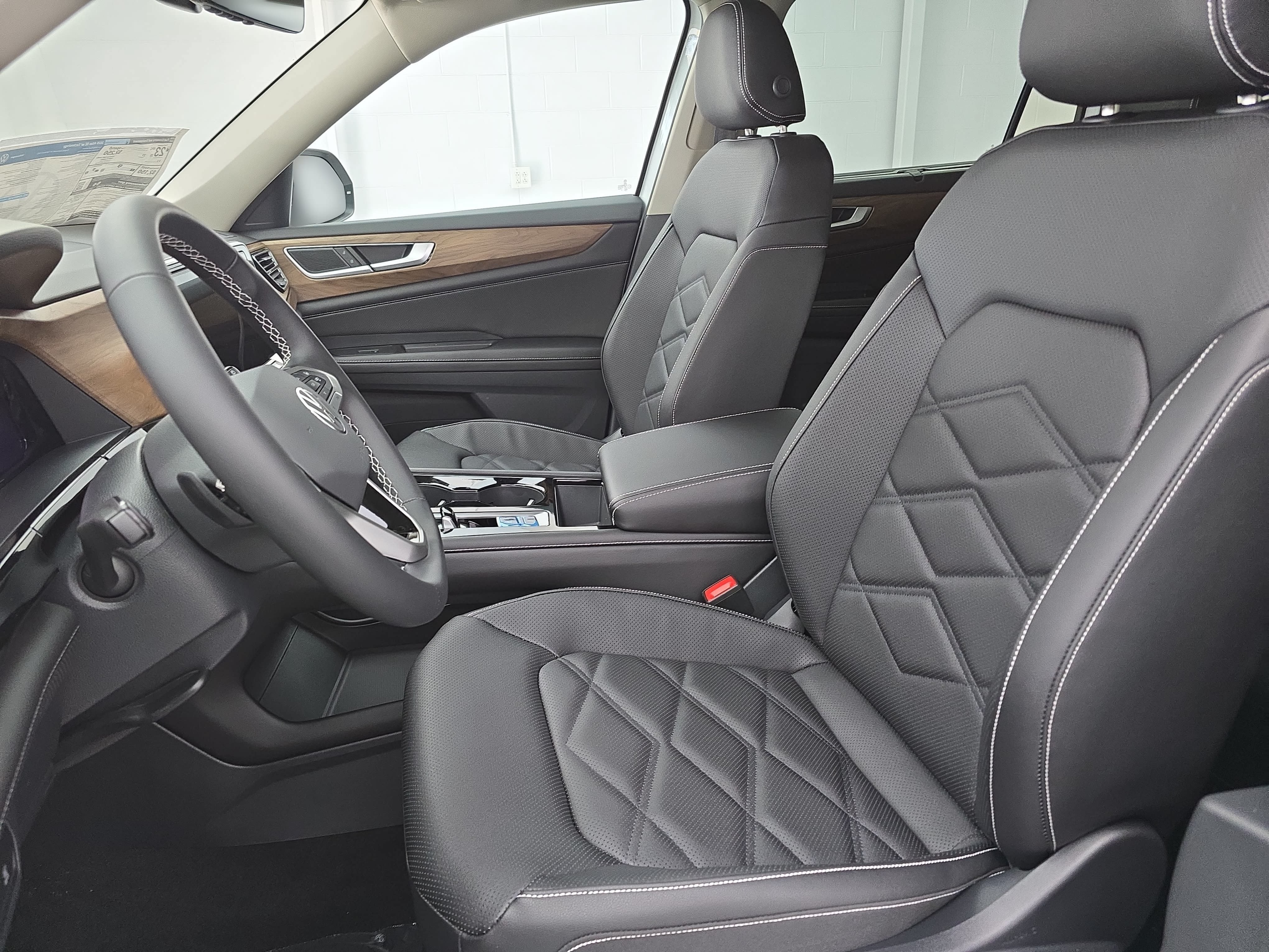 New 2026 Volkswagen Atlas SE FWD image 16