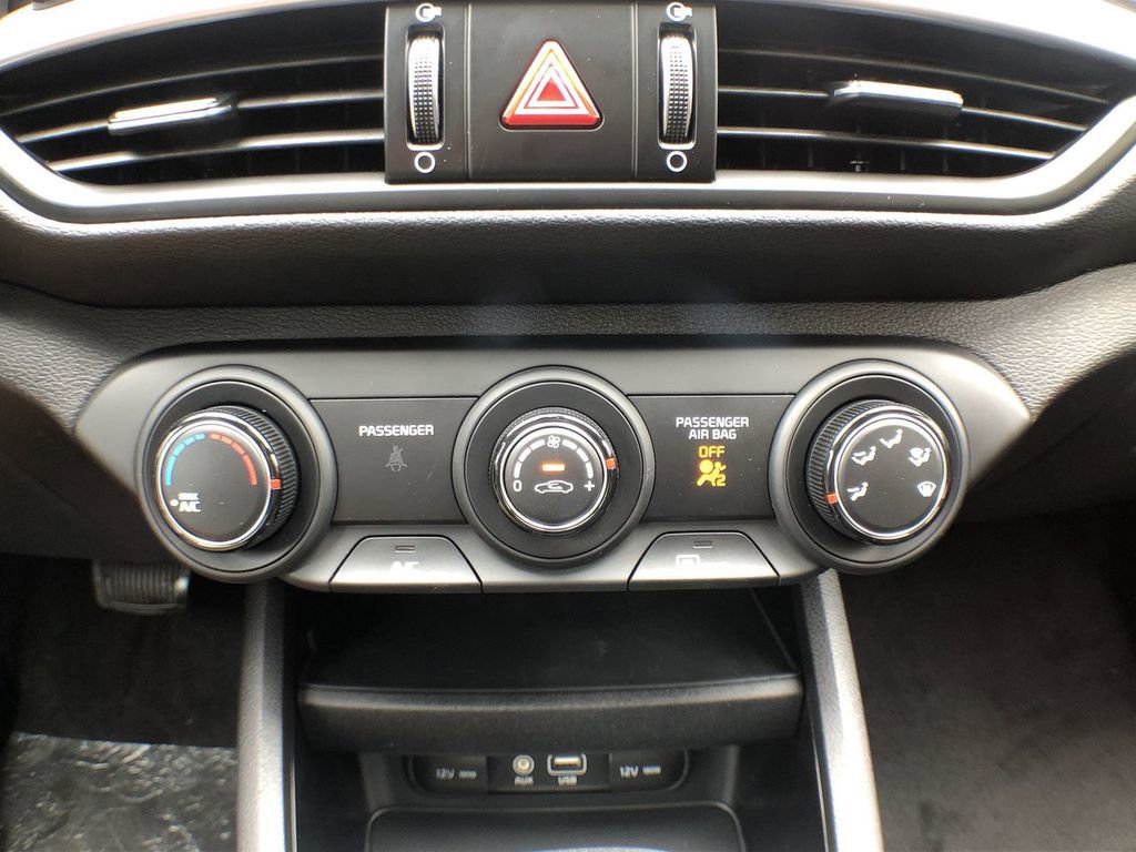 Used 2021 Kia Forte LXS FWD image 38