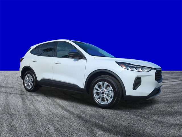 New 2026 Ford Escape Active image 2