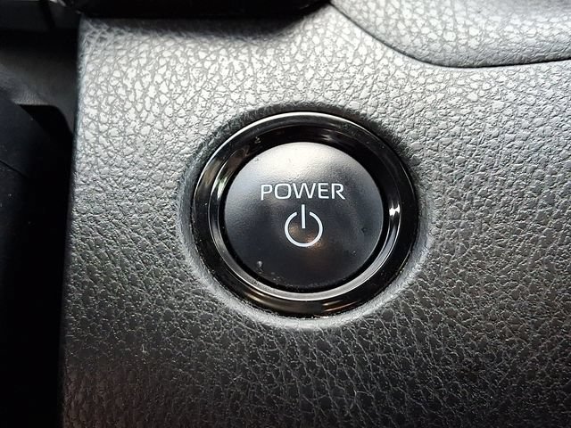 Used 2025 Toyota Camry SE FWD image 22