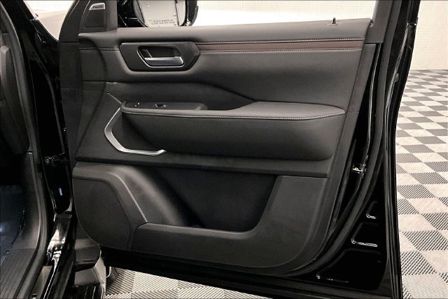 New 2026 Nissan Armada Platinum AWD/4WD image 38