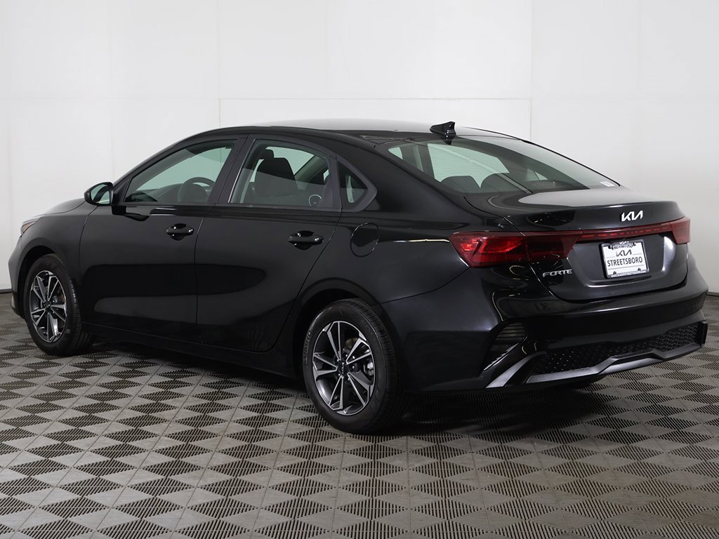 Used 2024 Kia Forte LXS image 7