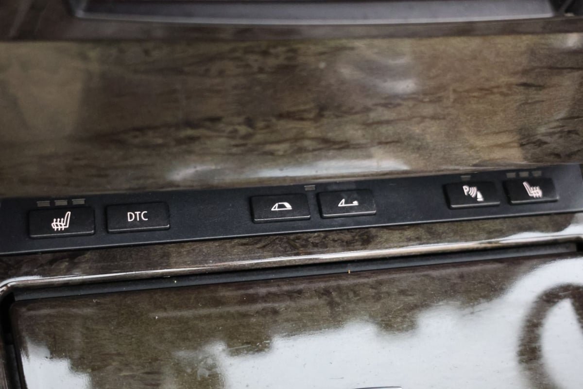 Used 2008 BMW 650i Convertible RWD image 9