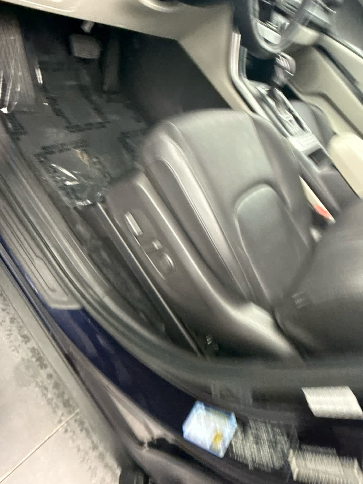 Used 2022 Kia Carnival LX FWD image 63