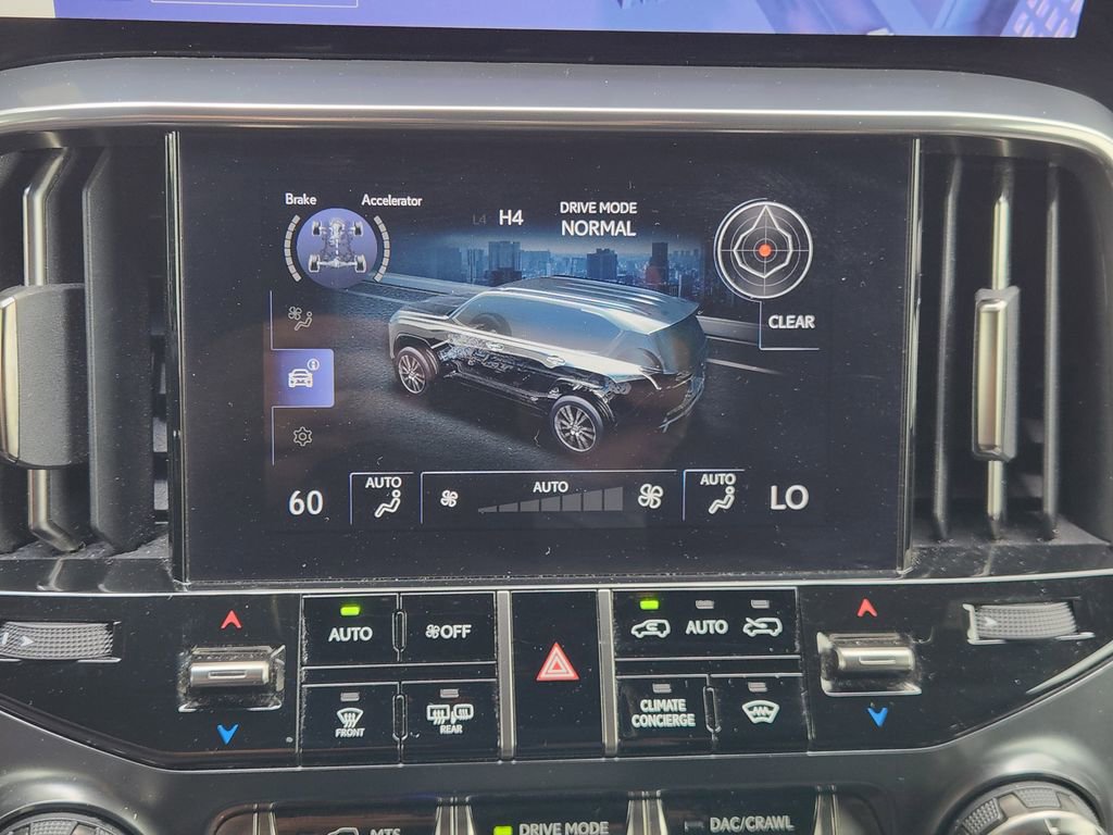 Used 2023 Lexus LX 600 4WD w/ Interior Upgrade Package image 18