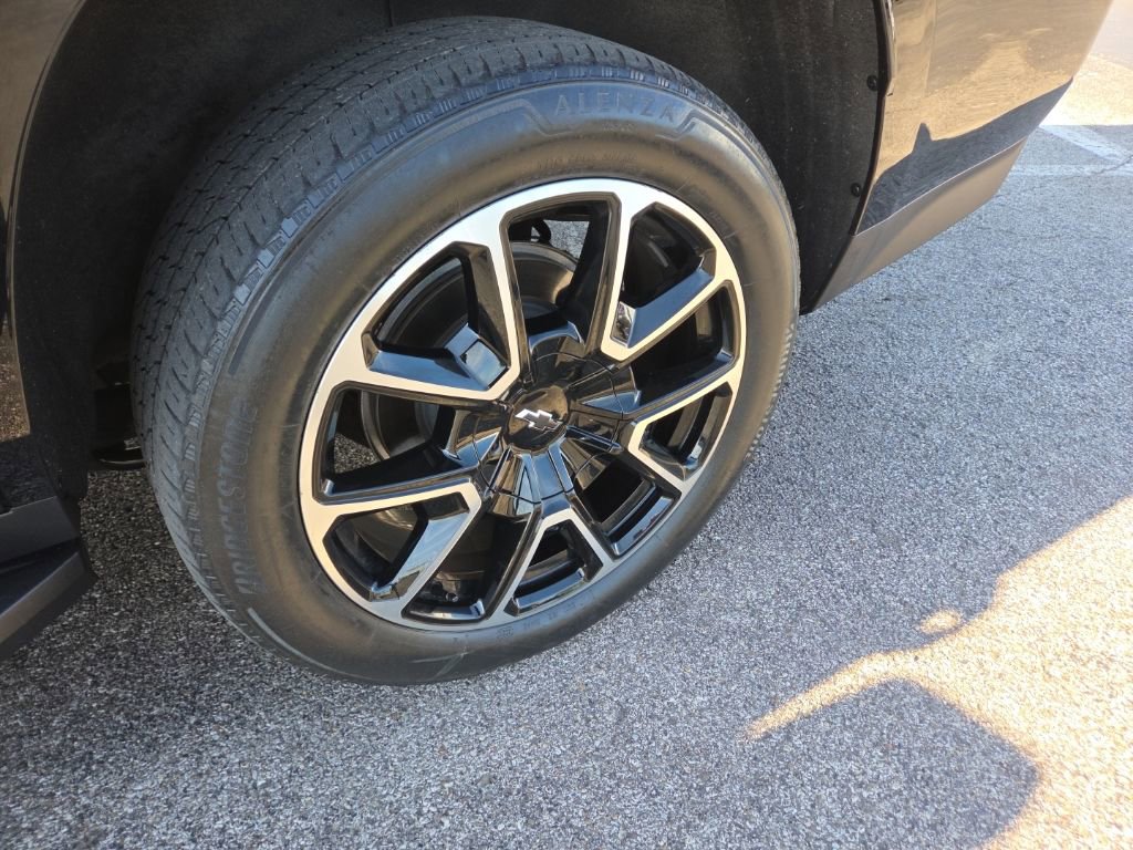 Used 2022 Chevrolet Tahoe RST w/ Sport Performance Package image 10
