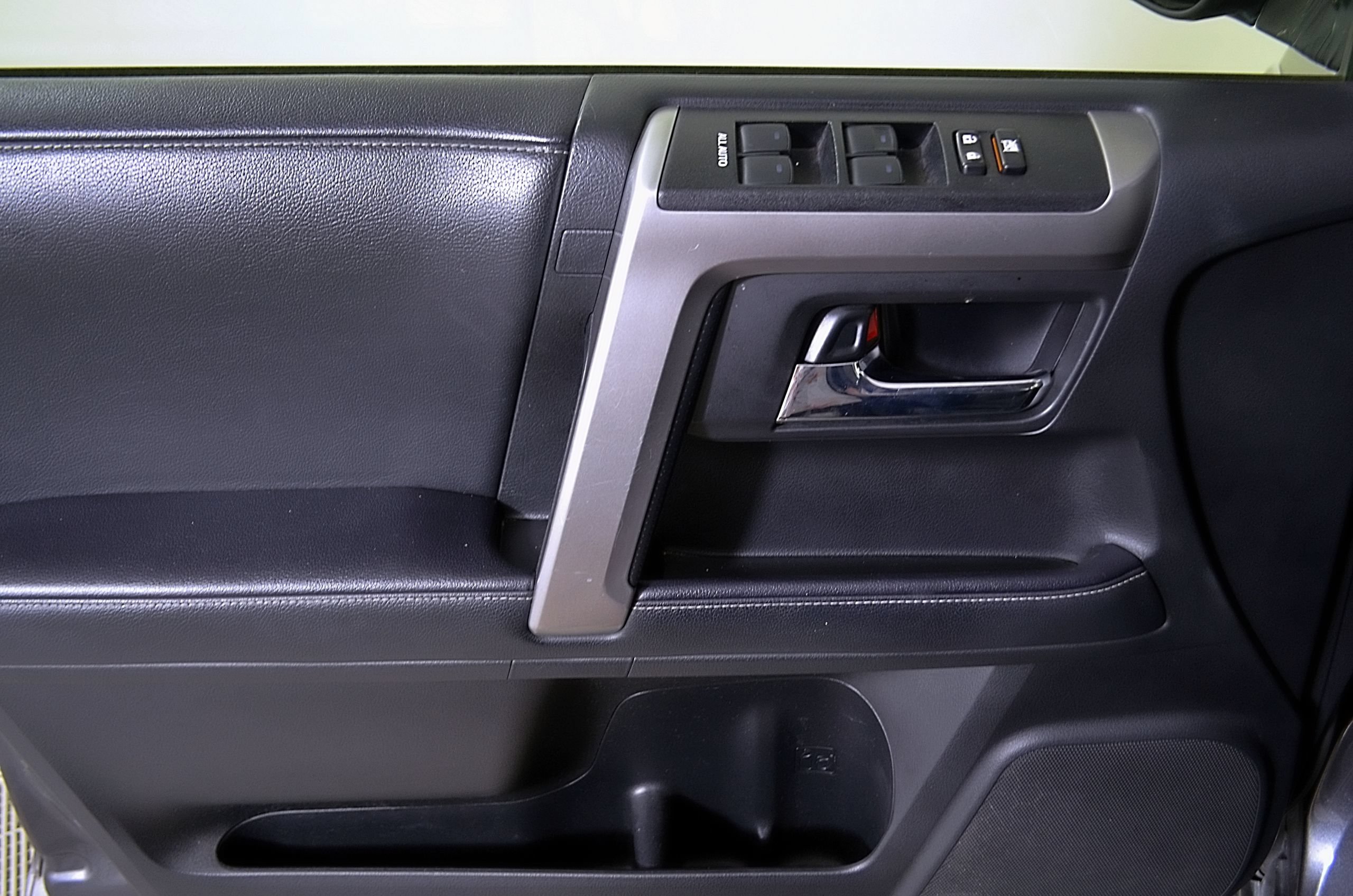 Used 2021 Toyota 4Runner SR5 RWD image 15