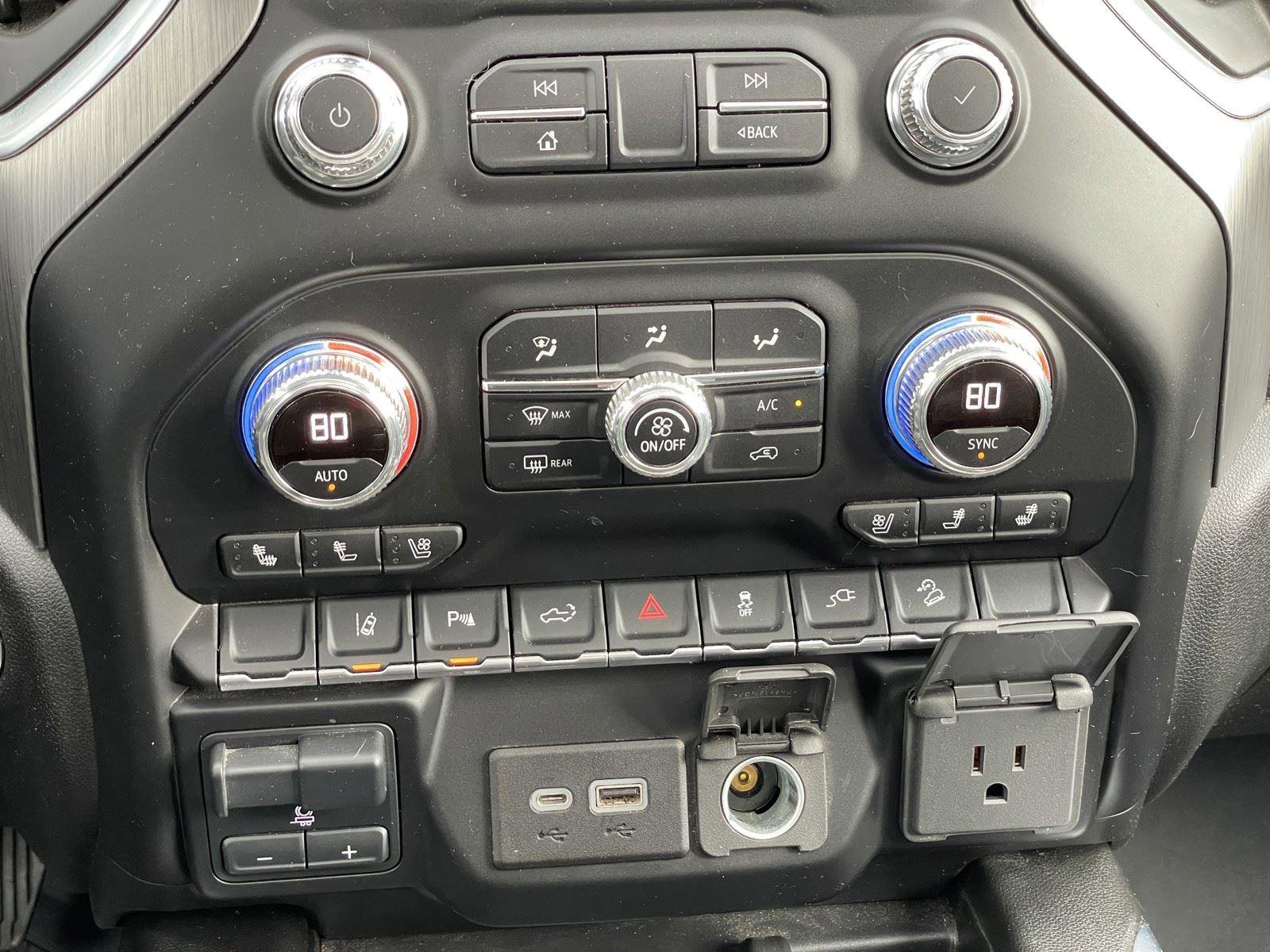 Used 2021 GMC Sierra 2500 Denali w/ Denali Ultimate Package image 25