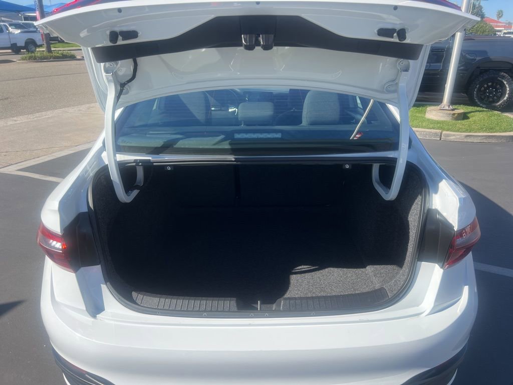 Used 2025 Volkswagen Jetta Sport image 42