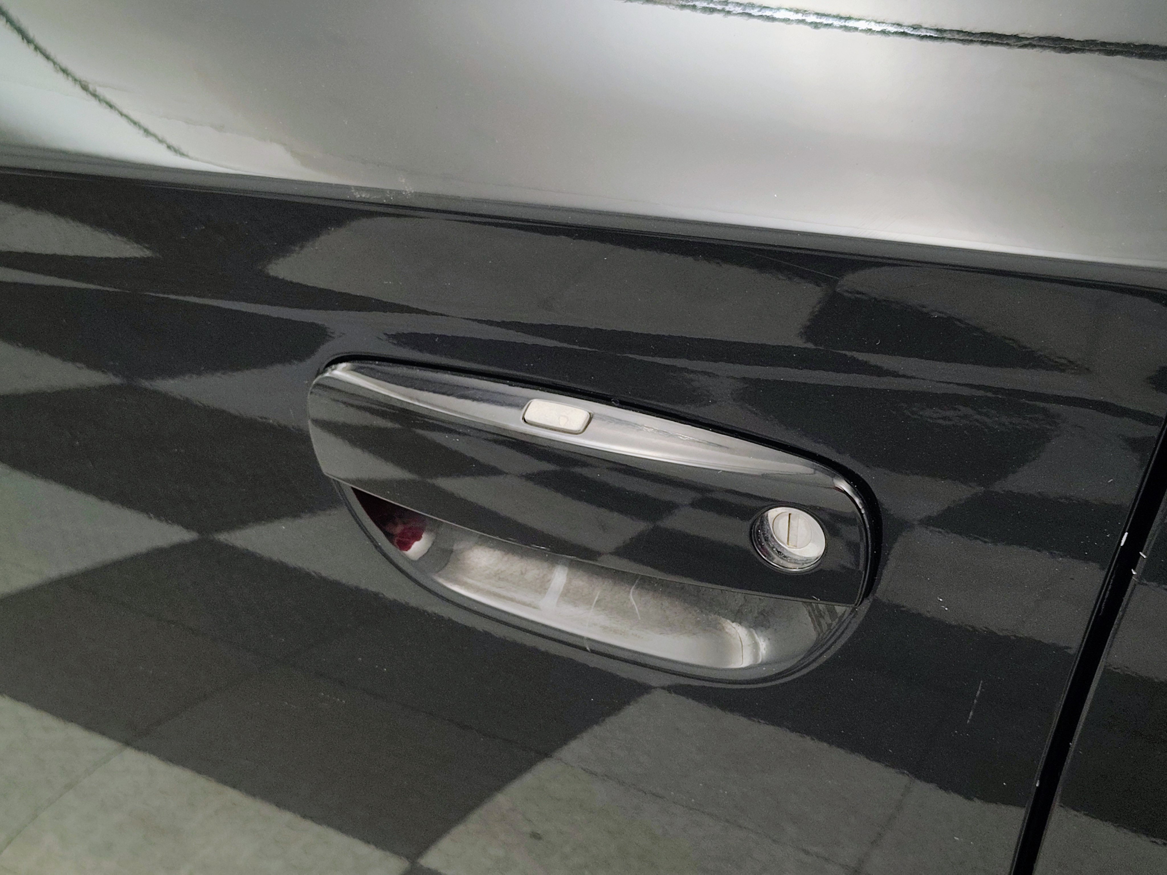 Used 2012 Dodge Charger SRT8 w/ Driver Confidence Group RWD image 18