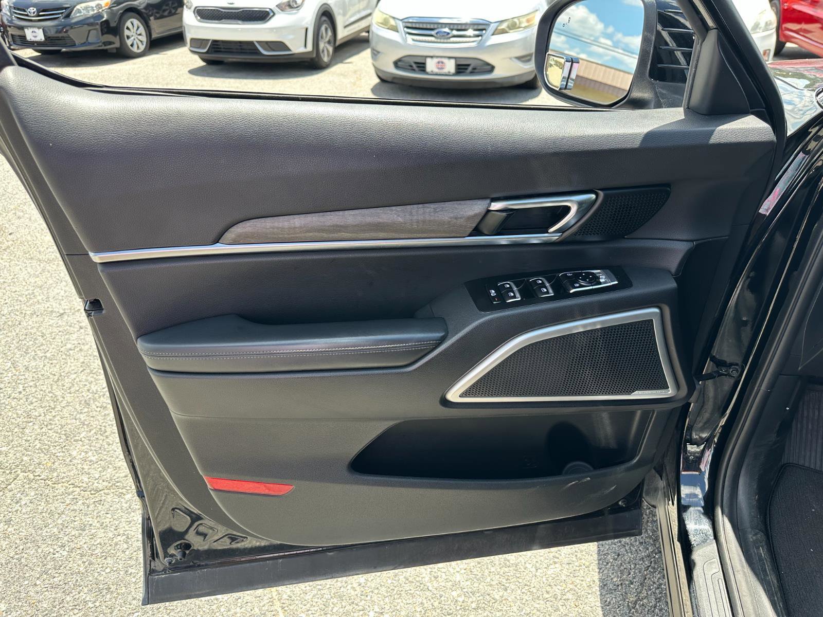 Used 2022 Kia Telluride EX w/ EX Premium Package image 10