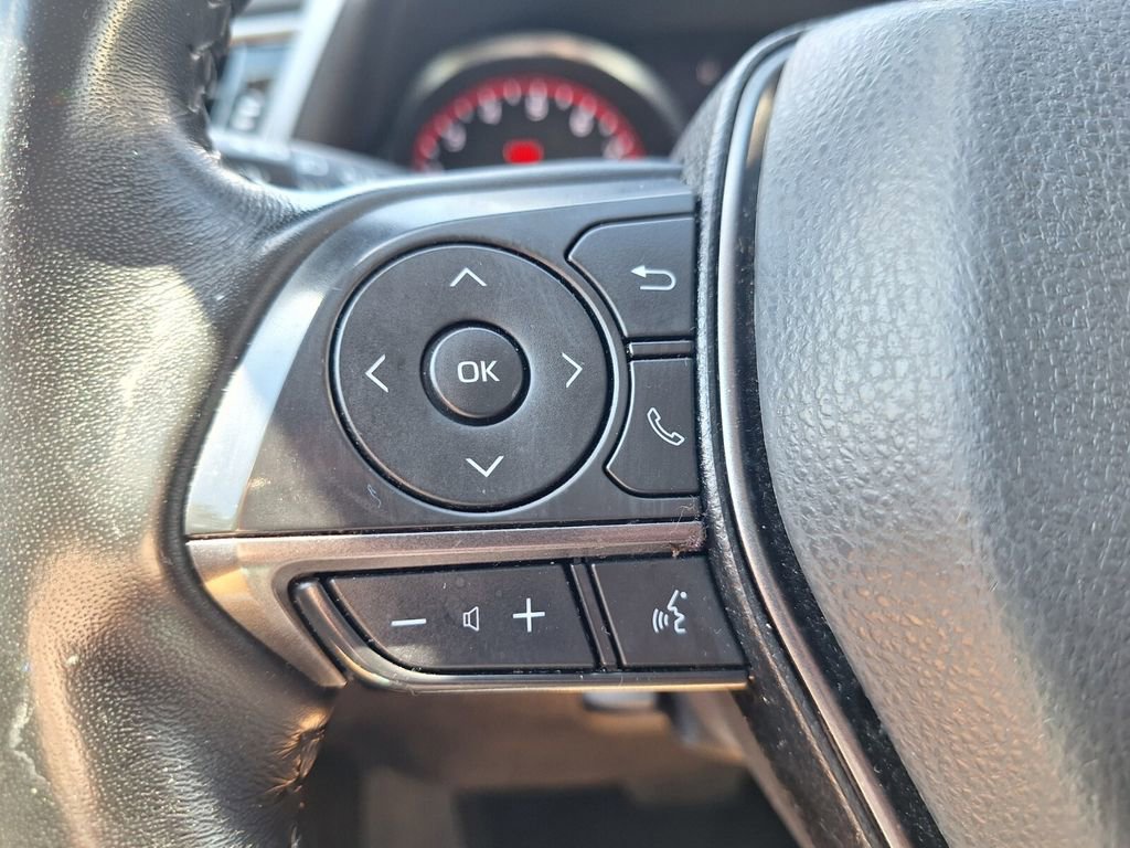 Used 2024 Toyota Camry XSE FWD image 13
