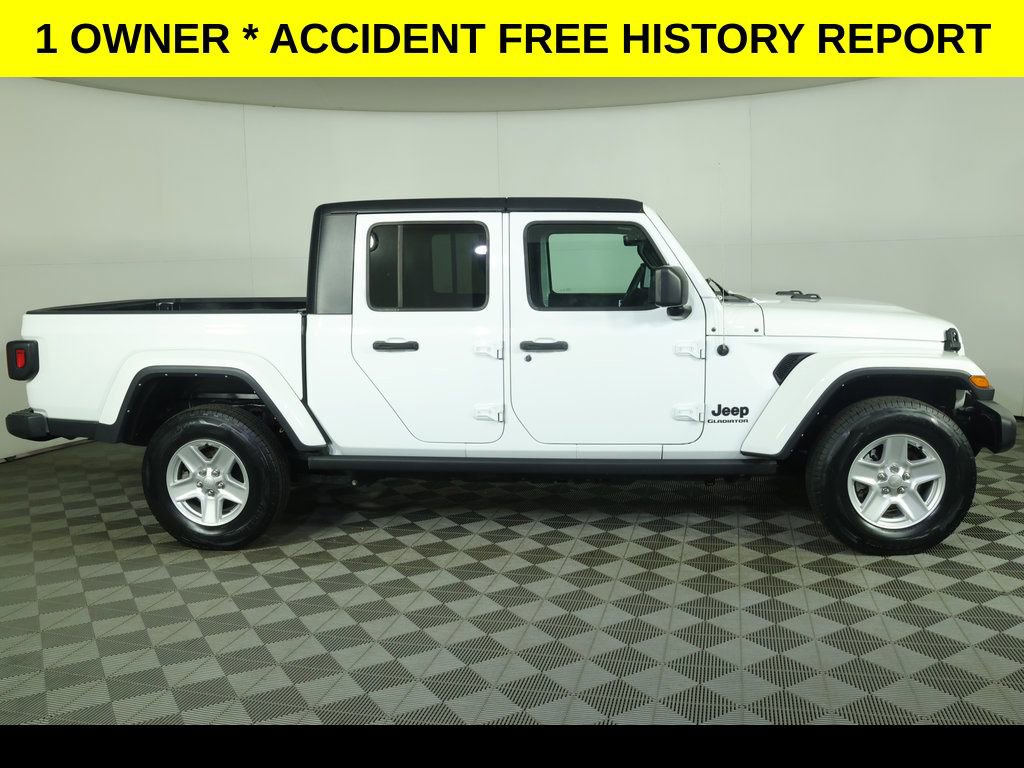Used 2022 Jeep Gladiator Sport AWD/4WD image 2