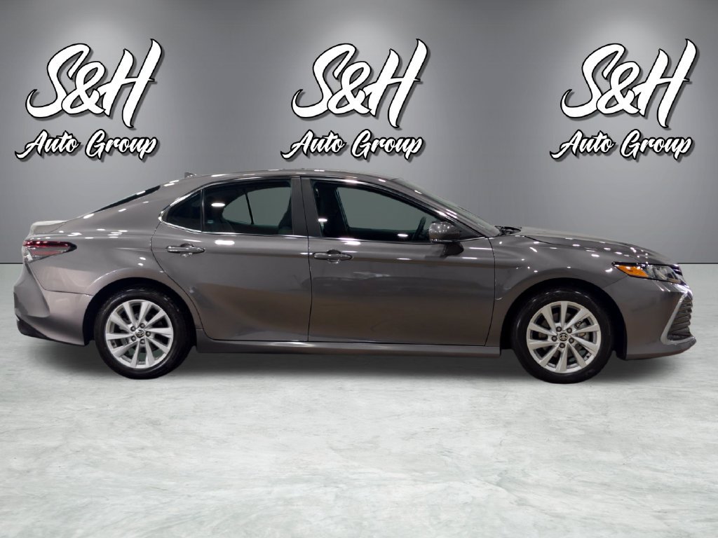 Used 2024 Toyota Camry LE FWD image 17
