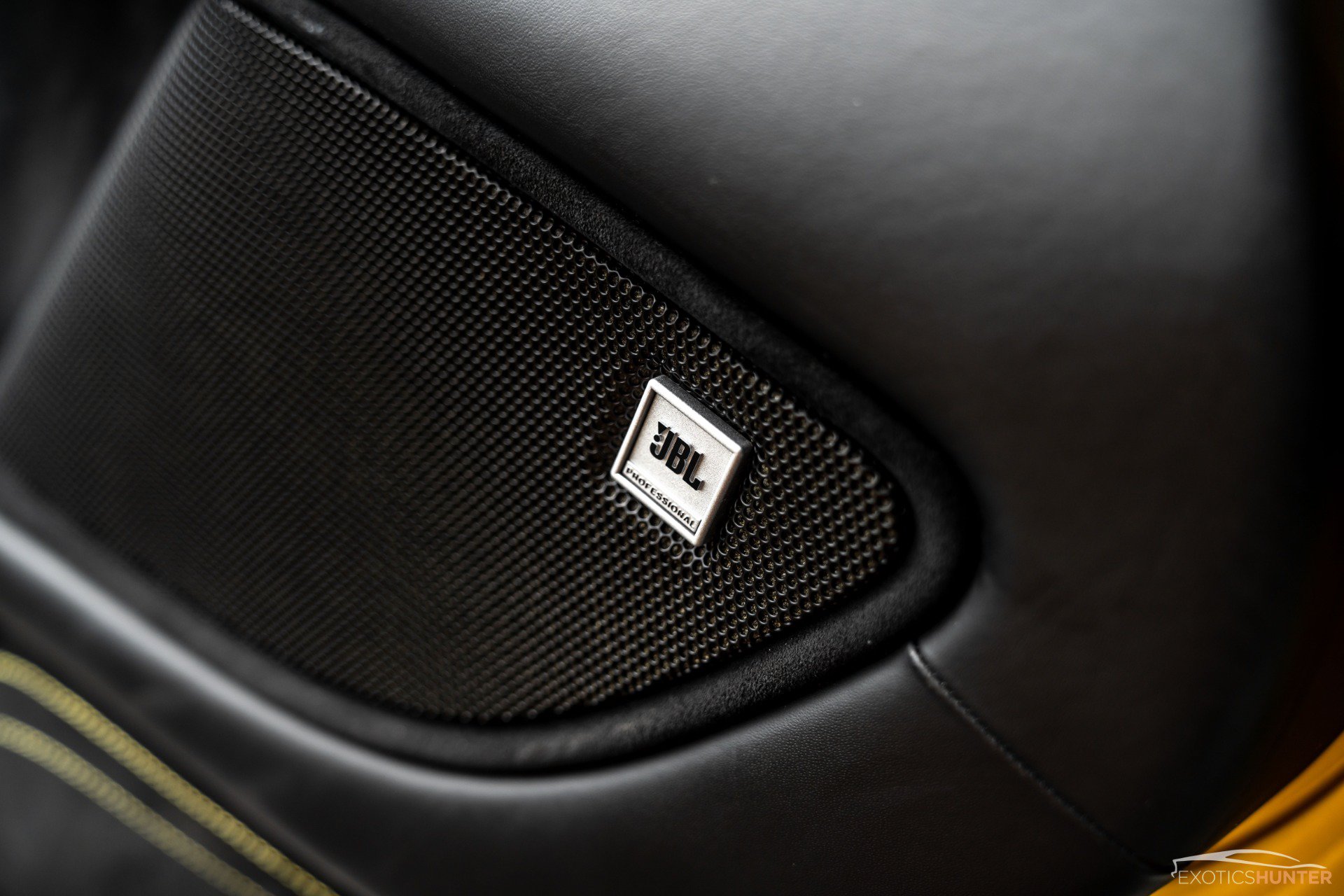 Used 2014 Ferrari F12 Berlinetta RWD image 53