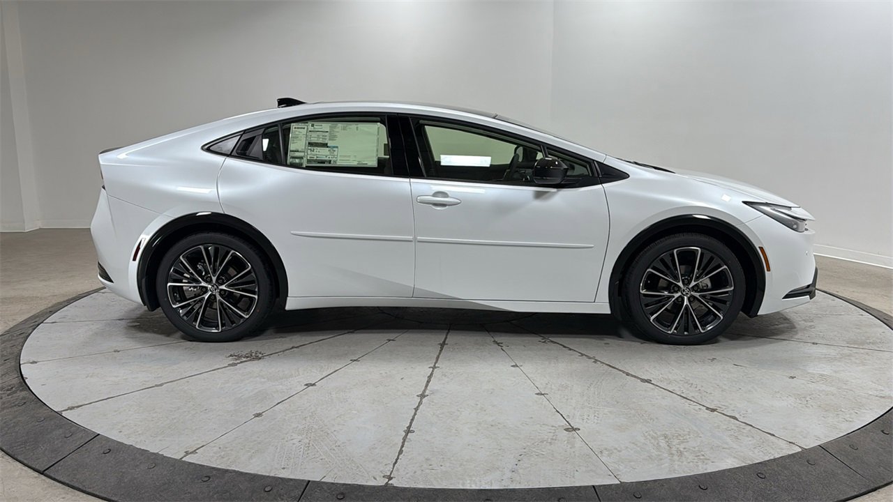 New 2026 Toyota Prius XLE image 6