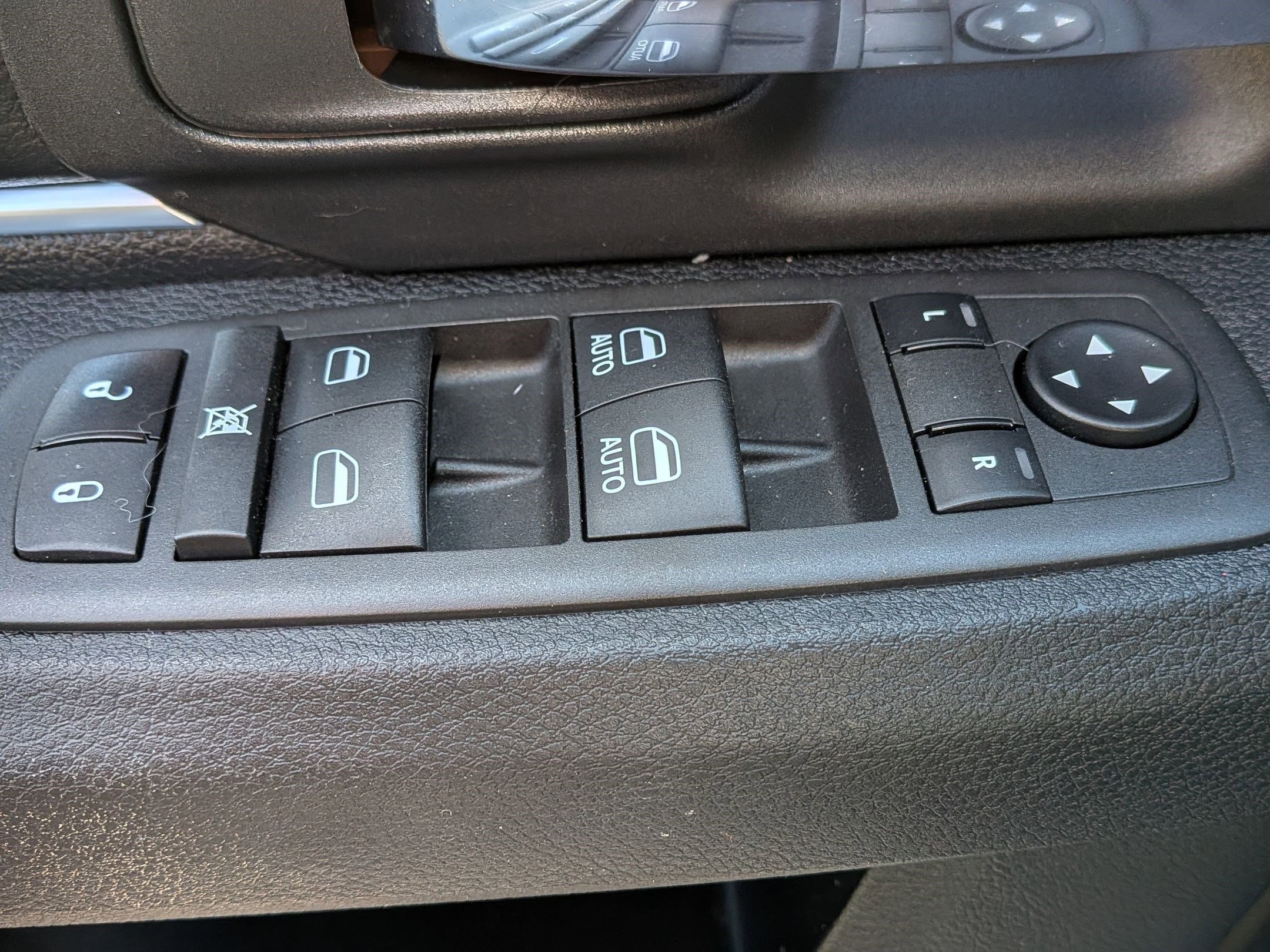 Certified 2022 RAM 1500 Classic Warlock w/ Electronics Group image 12