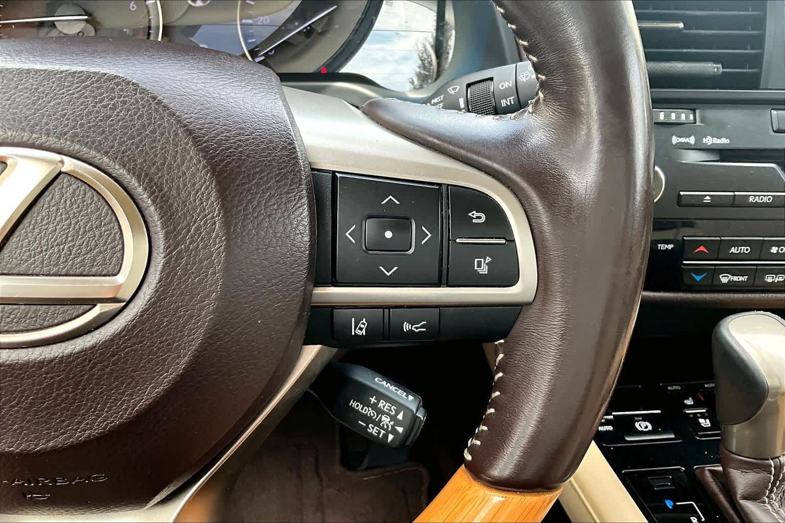 Used 2019 Lexus RX 350L FWD image 23