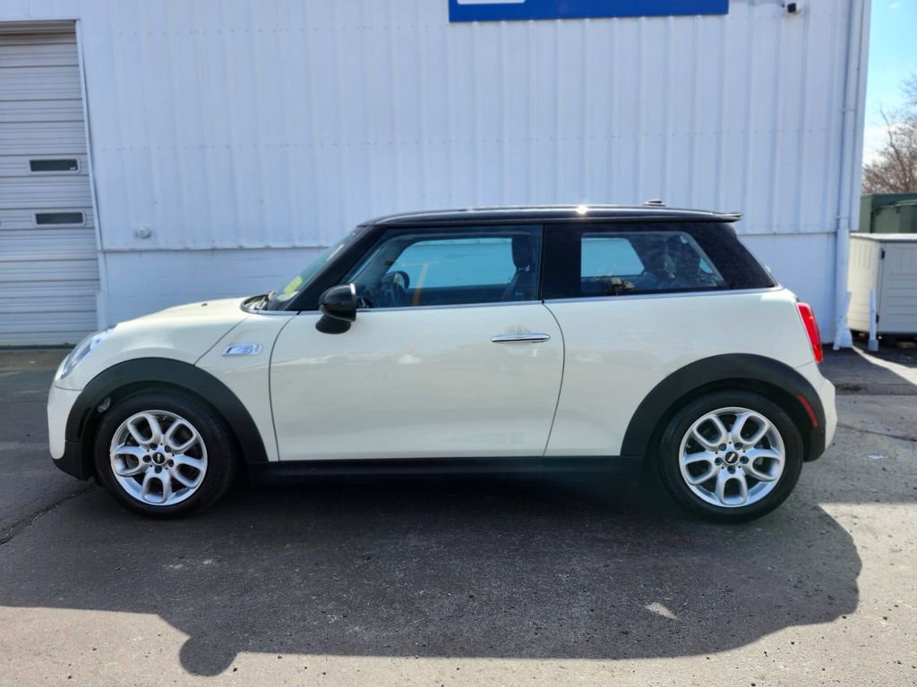 Used 2015 MINI Cooper S FWD image 2