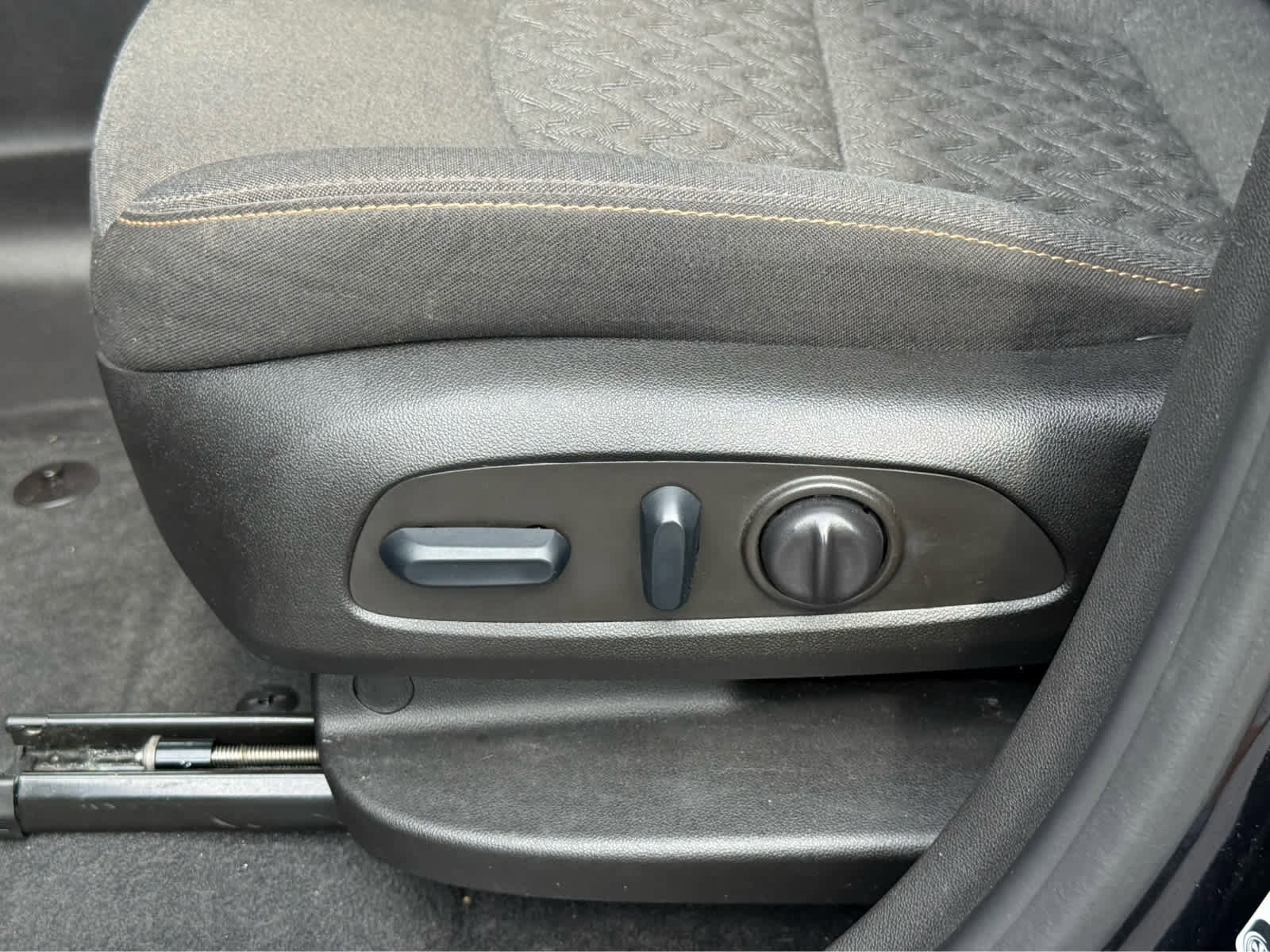 Used 2022 Chevrolet Equinox LT FWD image 13