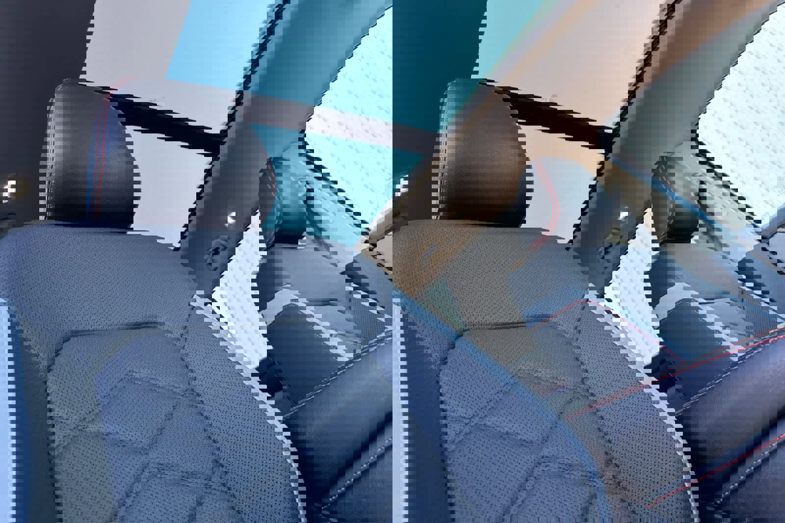 Used 2025 Volkswagen Atlas Peak Edition SE image 18