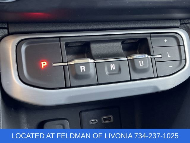 Certified 2023 GMC Acadia SLE w/ Driver Convenience Package image 15