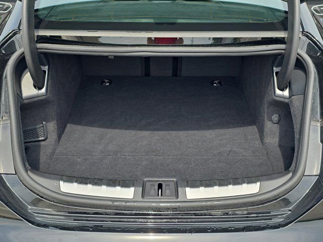 Used 2022 Audi RS e-tron GT image 12