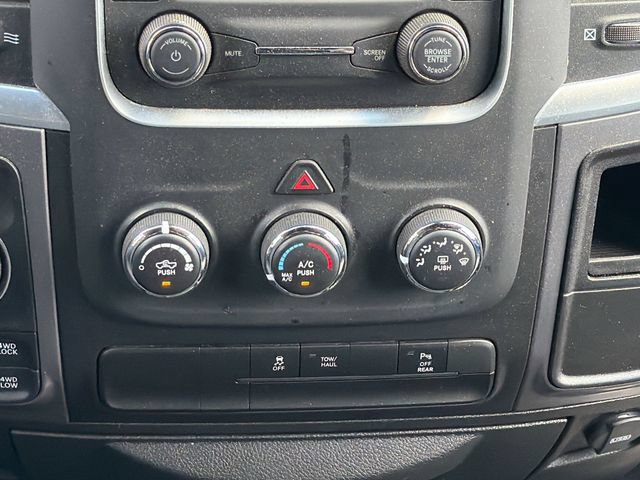 Used 2024 RAM 1500 Warlock AWD/4WD image 18