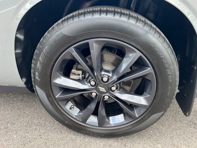 Used 2023 Dodge Challenger SXT w/ Blacktop Package AWD/4WD image 32