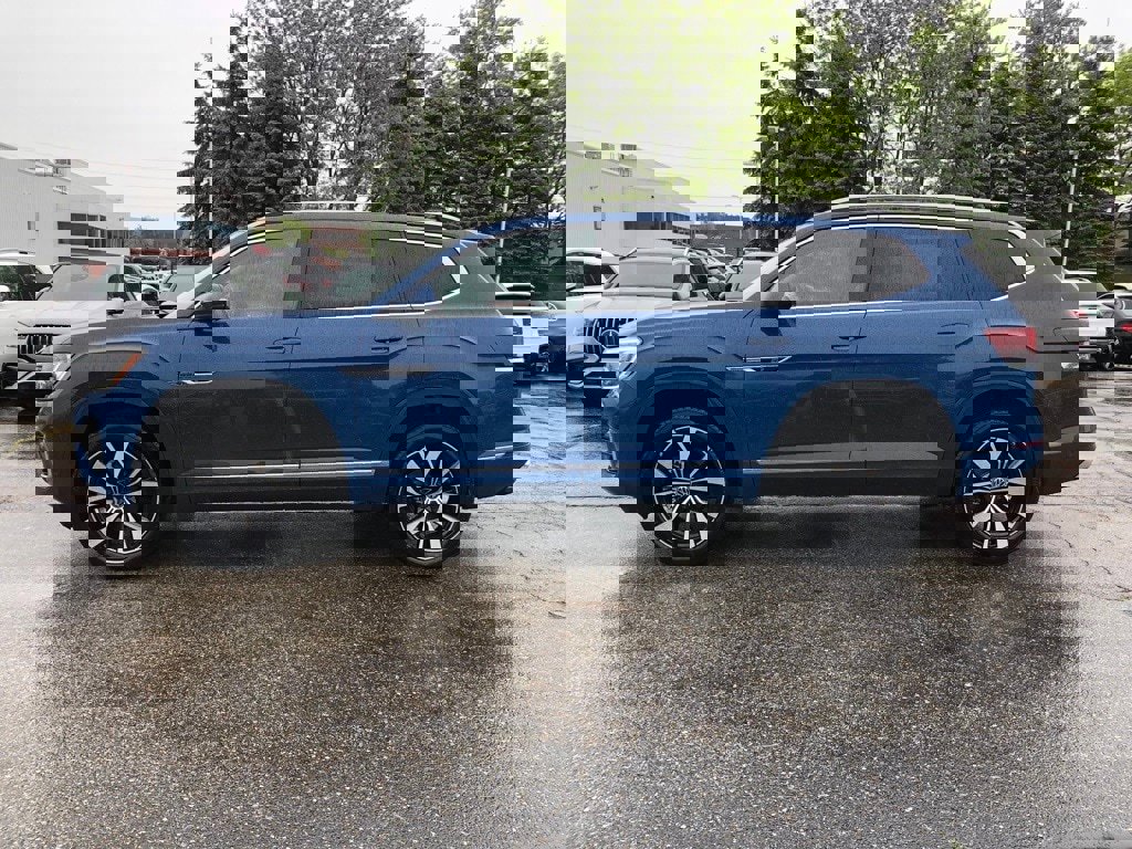 New 2025 Volkswagen Atlas SEL Premium R-Line image 7