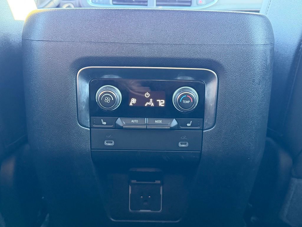 Used 2022 Chevrolet Tahoe RST w/ Luxury Package image 28