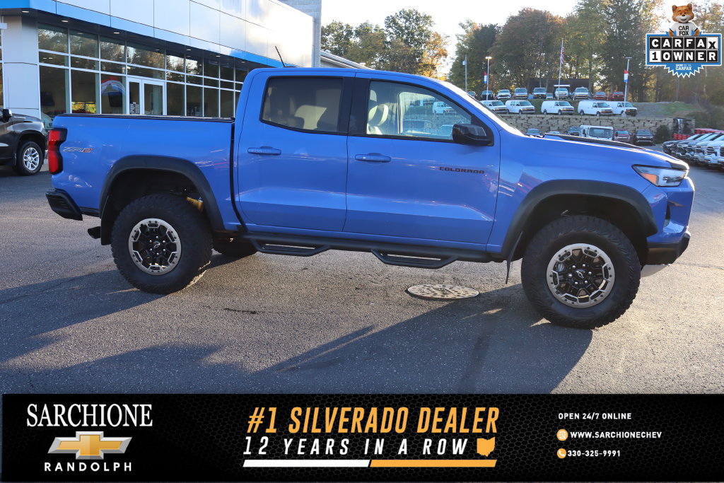 Used 2025 Chevrolet Colorado ZR2 w/ Technology Package AWD/4WD image 1