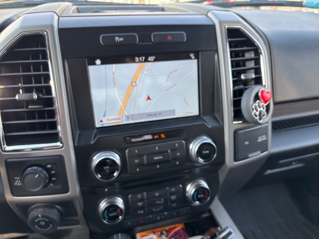 Used 2017 Ford F150 Lariat image 9