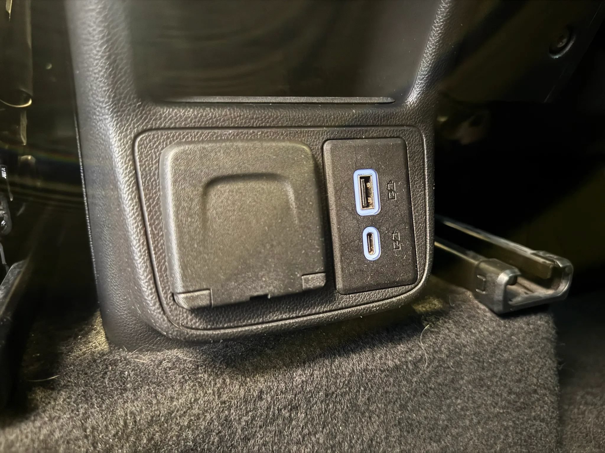 Used 2021 Chevrolet TrailBlazer ACTIV w/ Technology Package FWD image 27