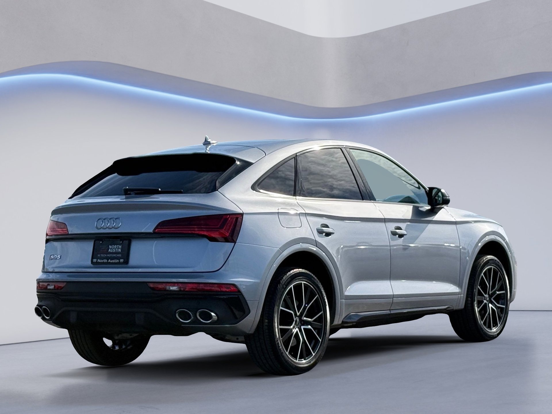 Certified 2024 Audi SQ5 Premium Plus w/ Premium Plus Package image 6