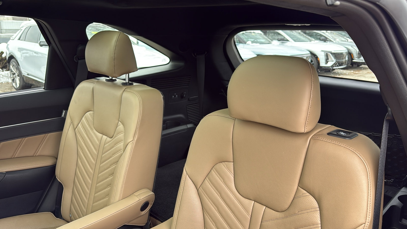 Used 2024 Kia Sorento SX Prestige w/ Olive Brown Leather Package image 29