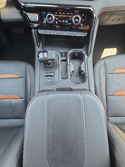 Used 2023 GMC Sierra 1500 AT4 w/ AT4 Premium Package AWD/4WD image 42