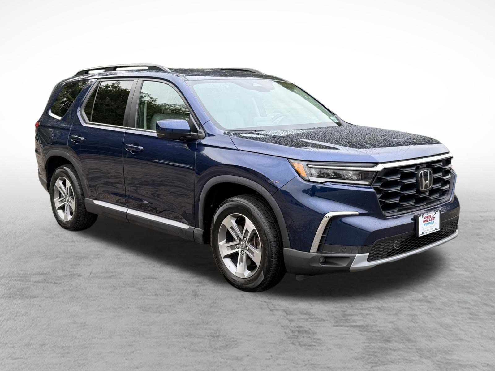 Certified 2023 Honda Pilot EX-L image 3