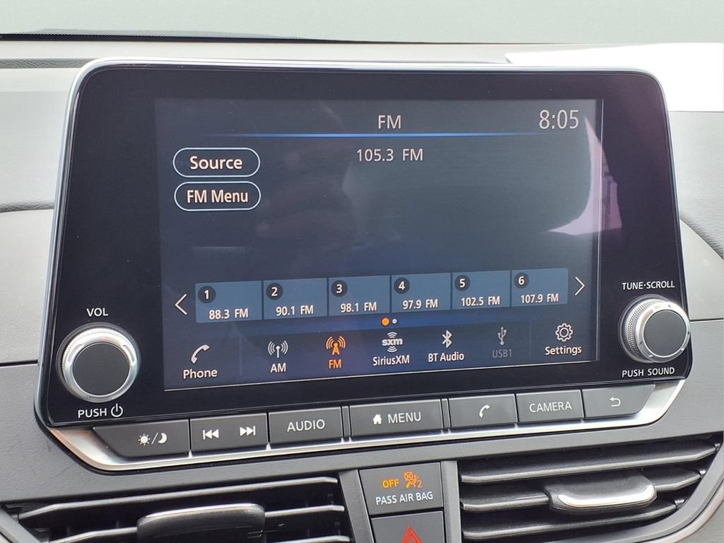 Used 2025 Nissan Altima 2.5 SV FWD image 10