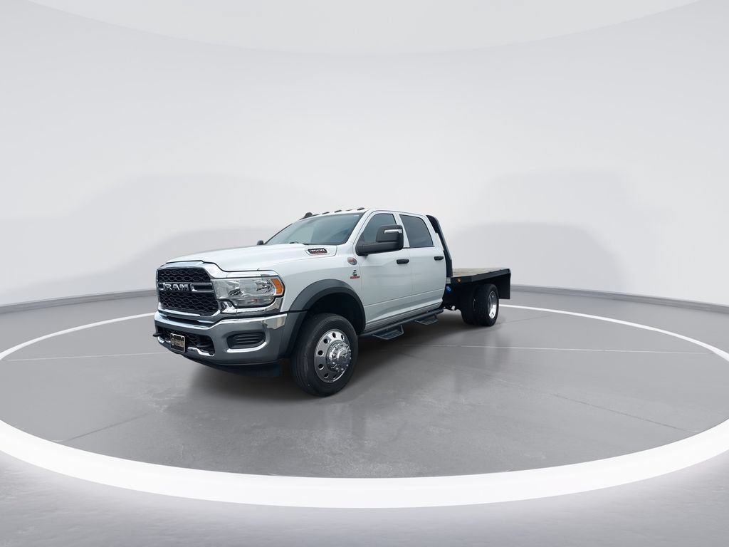 Used 2024 RAM 4500 Tradesman w/ Chrome Appearance Group AWD/4WD image 4
