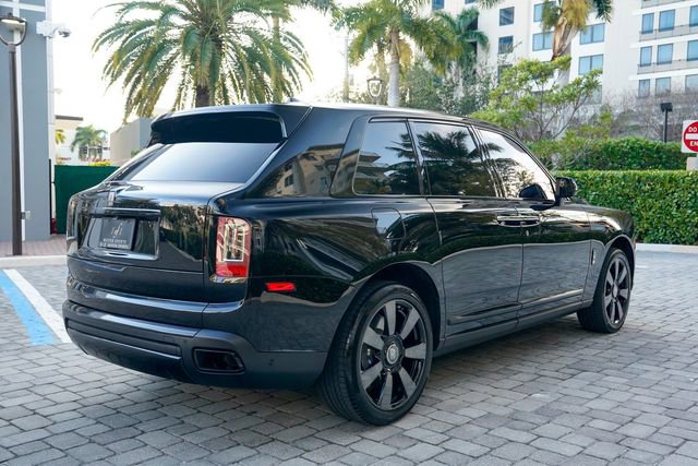 Used 2023 Rolls-Royce Cullinan w/ Cullinan Package image 26