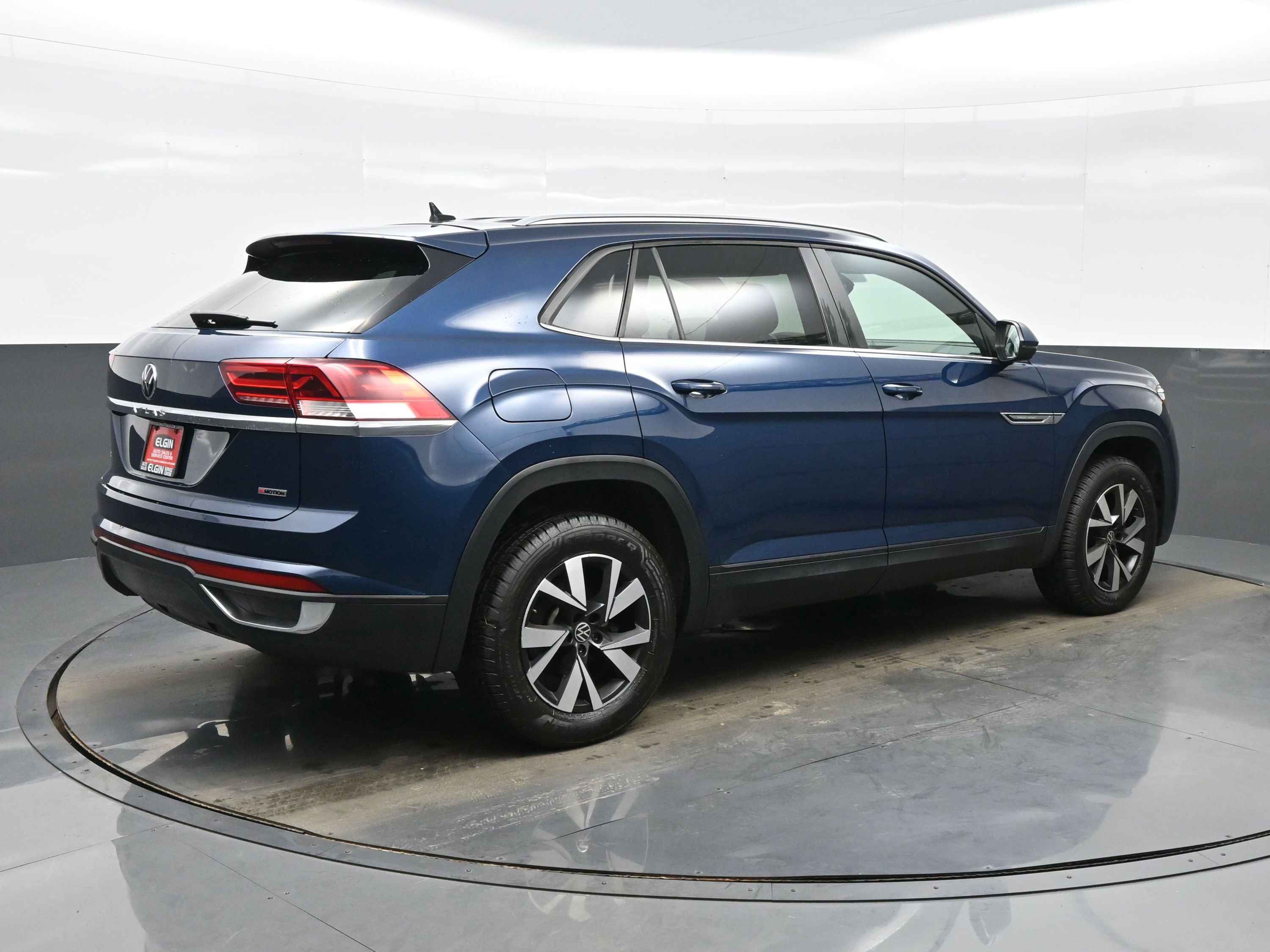 Used 2020 Volkswagen Atlas Cross Sport SE image 6