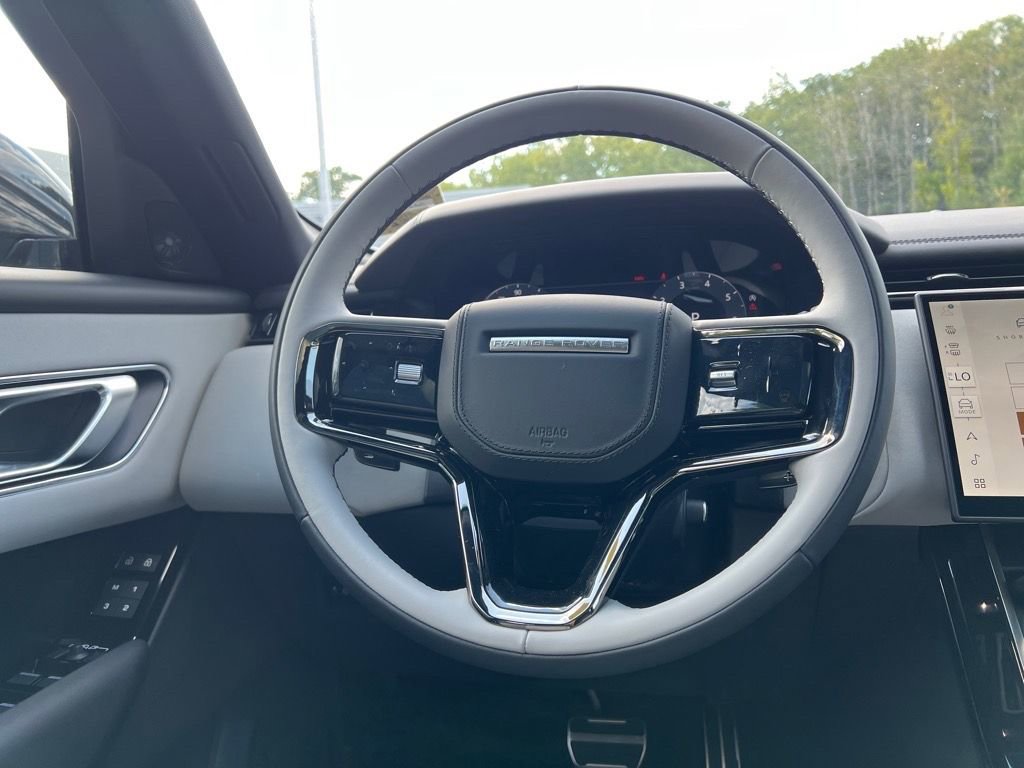 New 2026 Land Rover Range Rover Velar Dynamic SE image 28