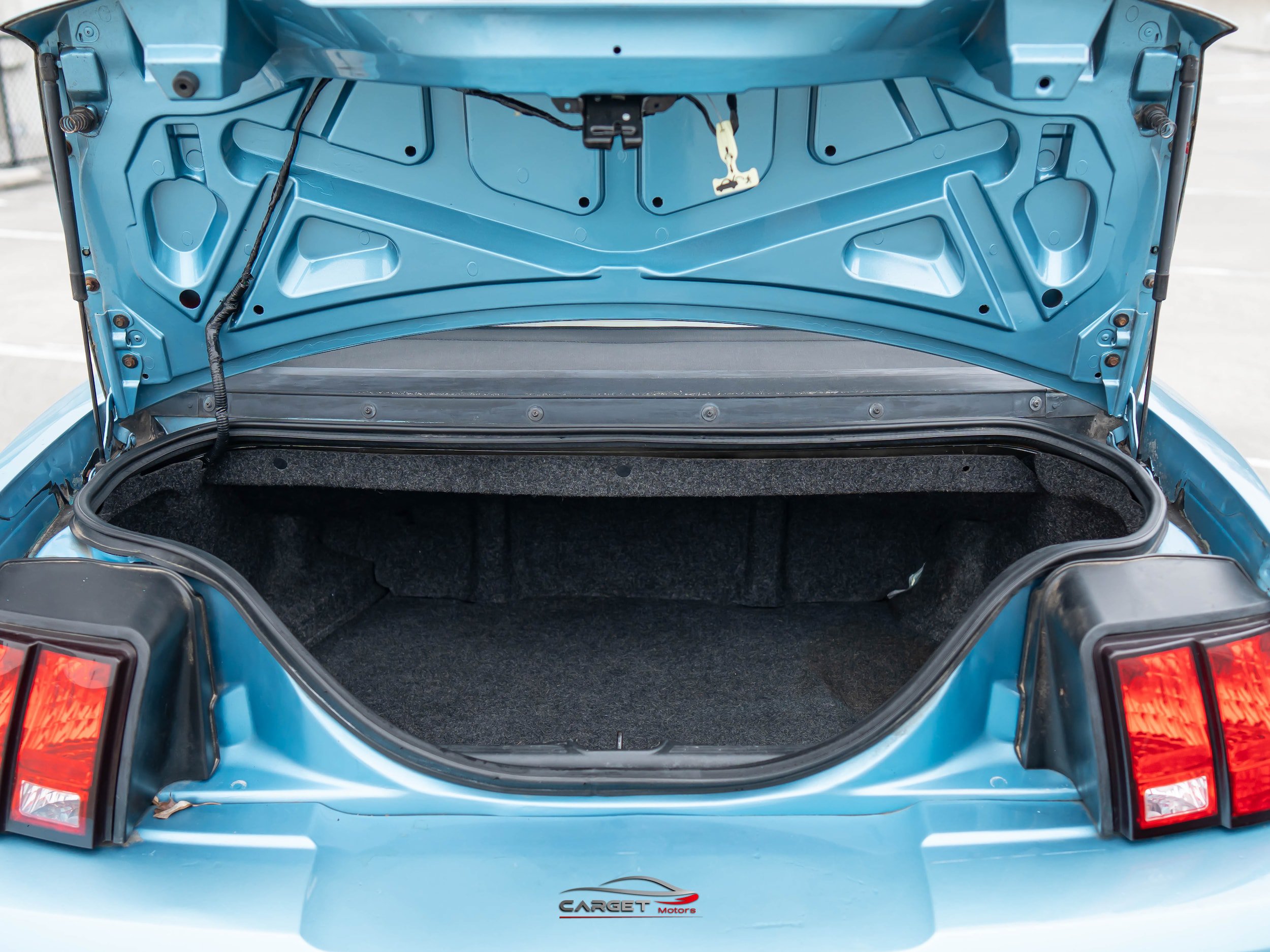 Used 1999 Ford Mustang Convertible RWD image 33