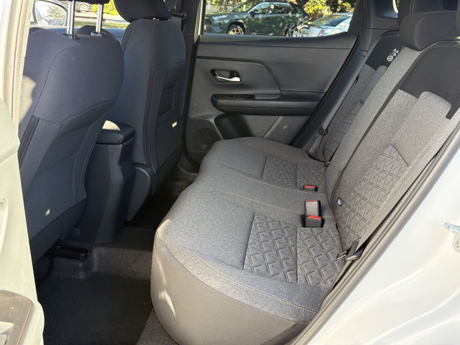 Used 2025 Nissan Kicks SV AWD/4WD image 25