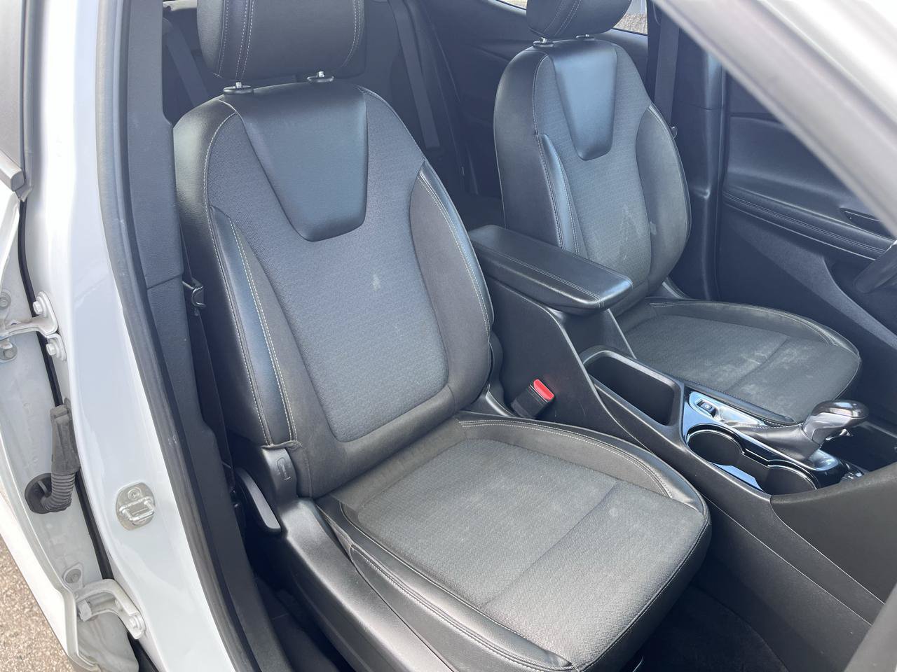 Used 2020 Buick Encore GX Select FWD image 17