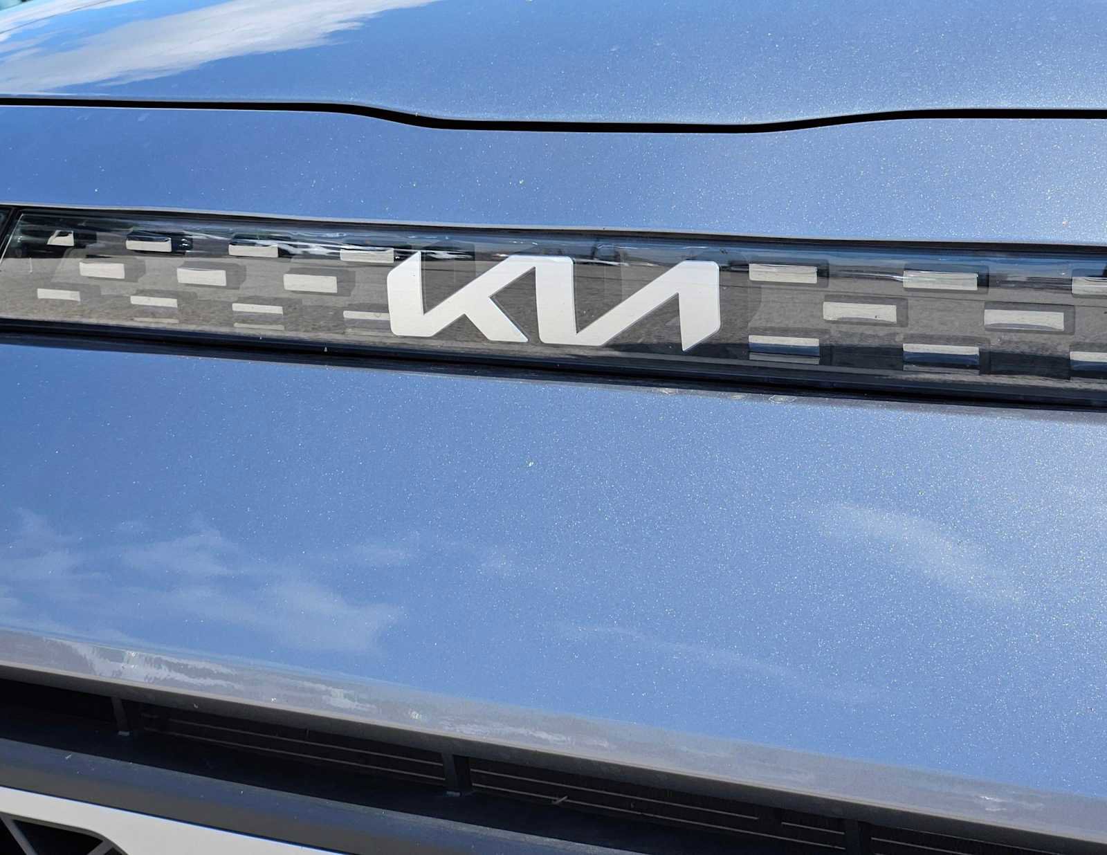 Certified 2025 Kia Soul LX FWD image 10