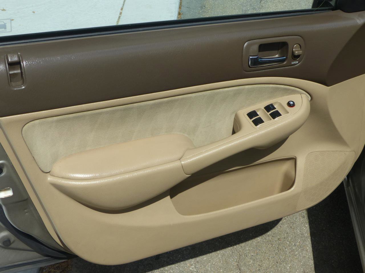 Used 2003 Honda Civic LX image 18