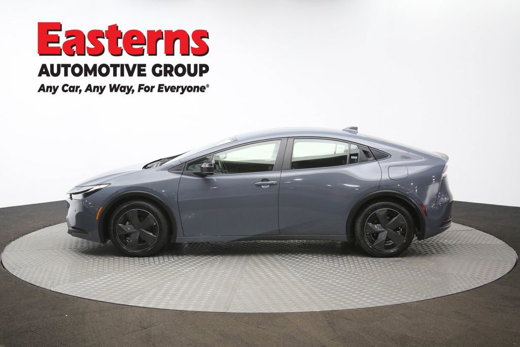 Used 2024 Toyota Prius LE image 58