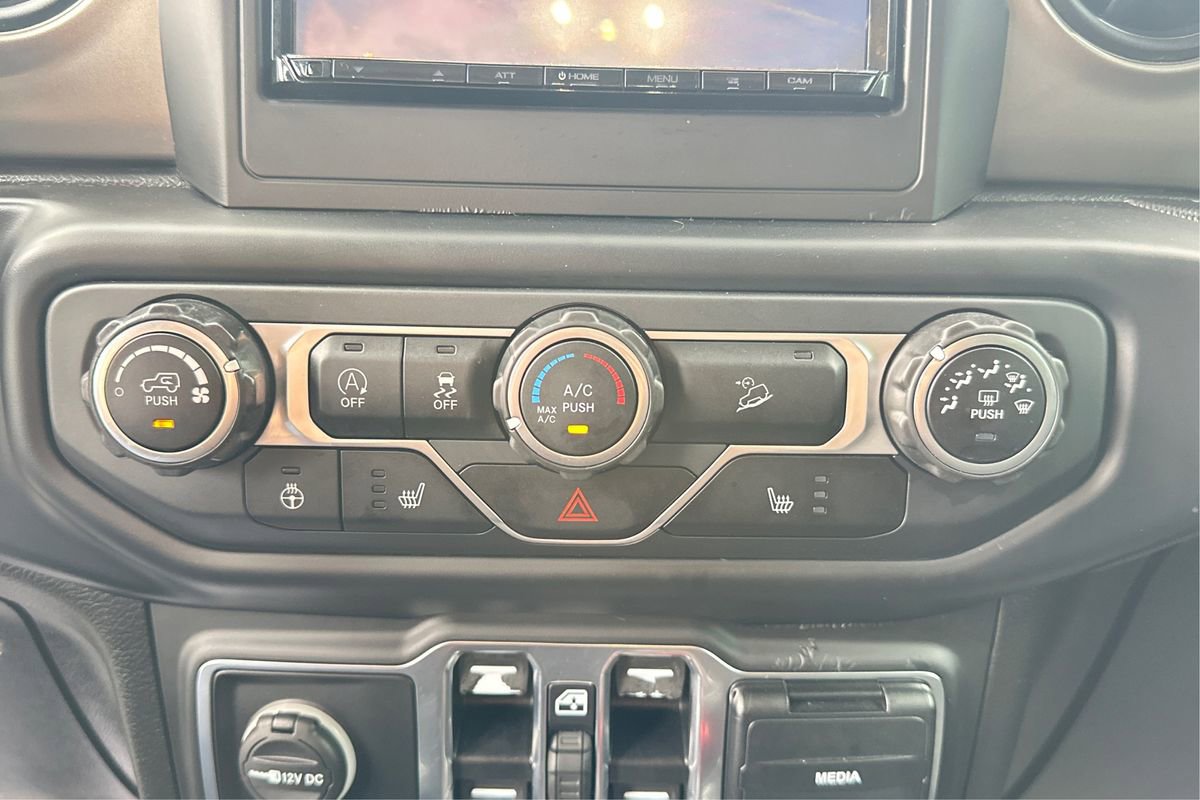 Used 2020 Jeep Wrangler Unlimited Sport image 29